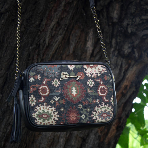 Gardens of Deccan - Ebony cuboid bag